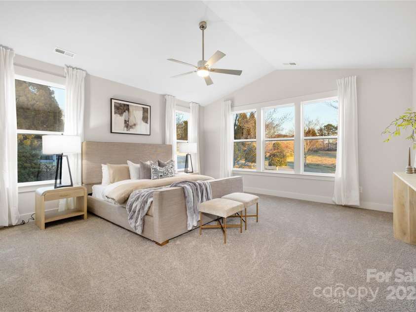 3888 12th Street, Hickory, NC 28601.  MLS# CAR4252959, YatesRealty ID 10549. Representation