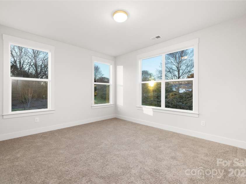 3888 12th Street, Hickory, NC 28601.  MLS# CAR4252959, YatesRealty ID 10549. Representation