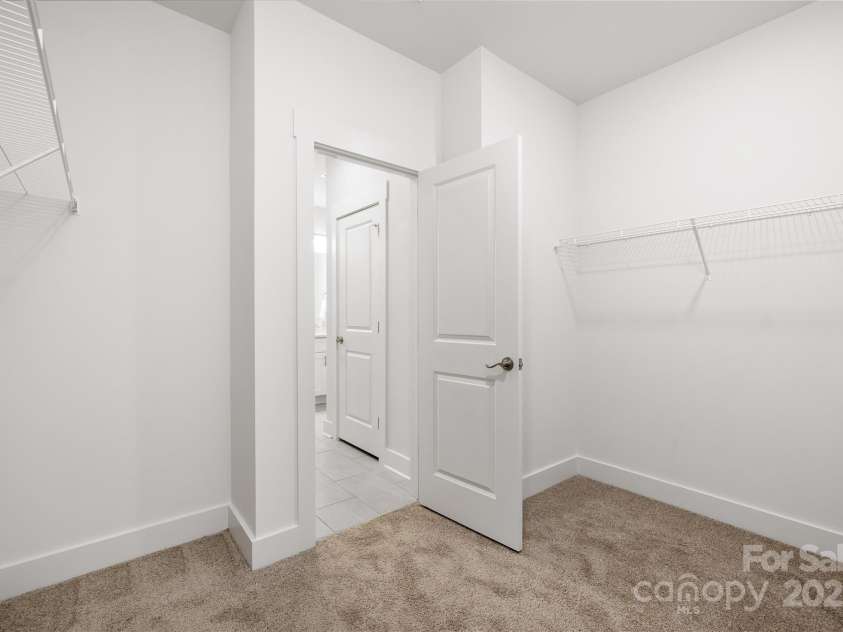 3888 12th Street, Hickory, NC 28601.  MLS# CAR4252959, YatesRealty ID 10549. Representation