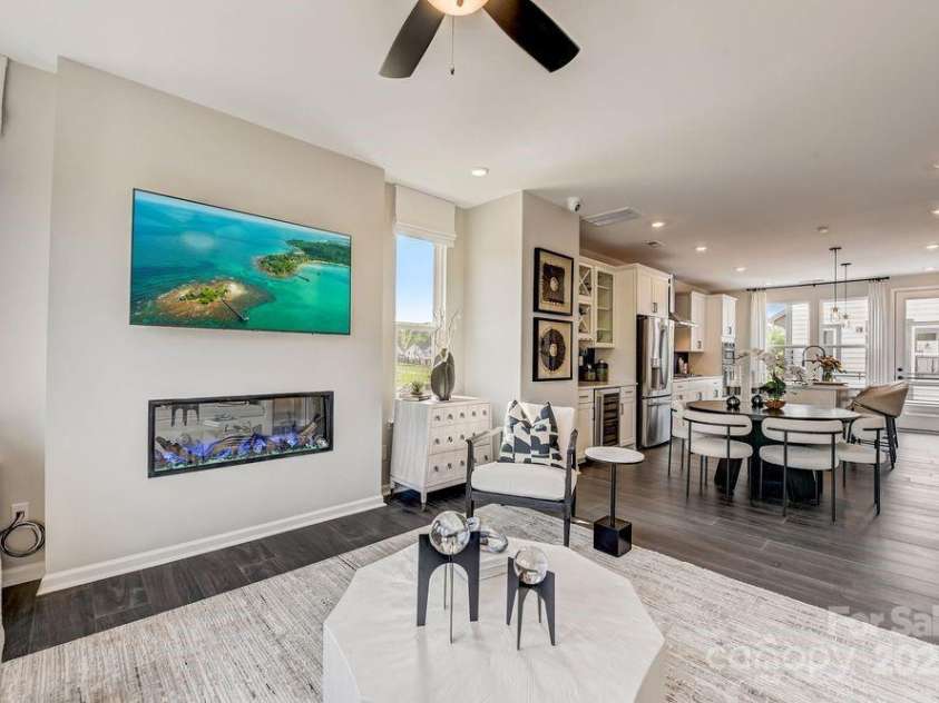 743 Hoke Lane, Davidson, NC 28036.  MLS# CAR4253841, YatesRealty ID 10550. REPRESENTATIVE PHOTO