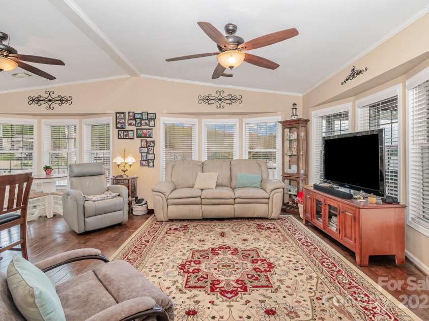 203 Grand View Drive, New London, NC 28127.  MLS# CAR4250335, YatesRealty ID 10551. 