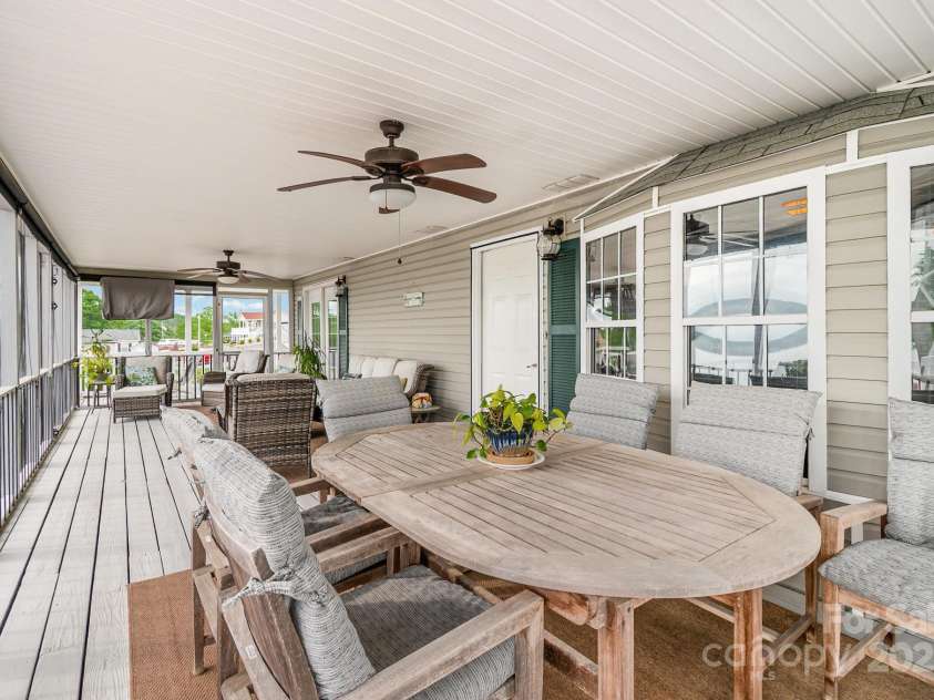 203 Grand View Drive, New London, NC 28127.  MLS# CAR4250335, YatesRealty ID 10551. 