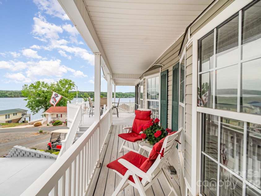 203 Grand View Drive, New London, NC 28127.  MLS# CAR4250335, YatesRealty ID 10551. 