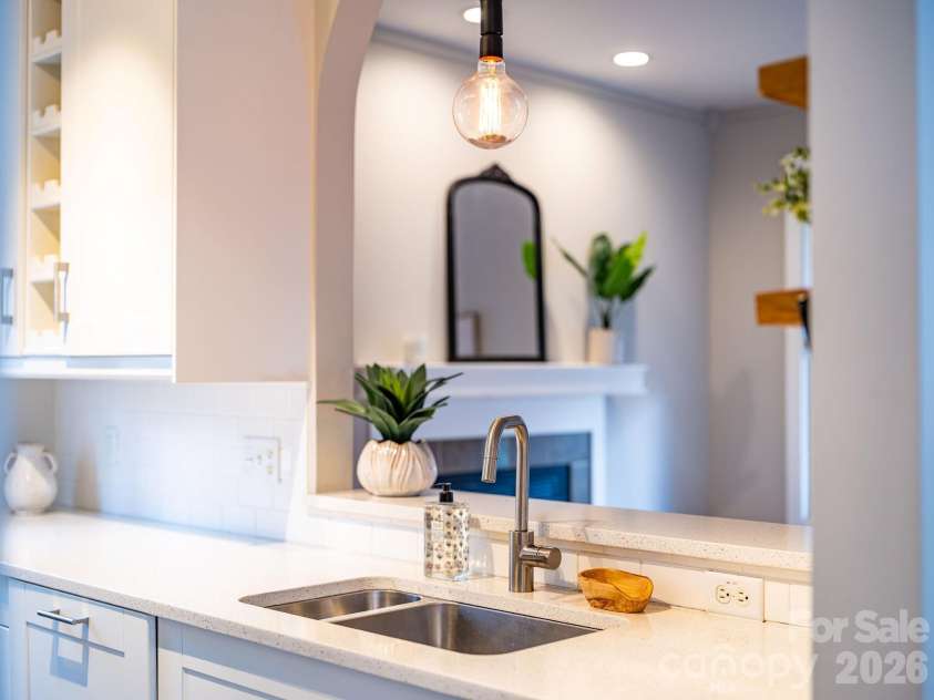 8 Lamar Avenue, Asheville, NC 28803.  MLS# CAR4365889, YatesRealty ID 10551. Modern fixtures