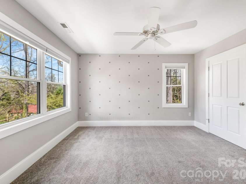 8 Lamar Avenue, Asheville, NC 28803.  MLS# CAR4365889, YatesRealty ID 10551. Secondary upstairs bedroom