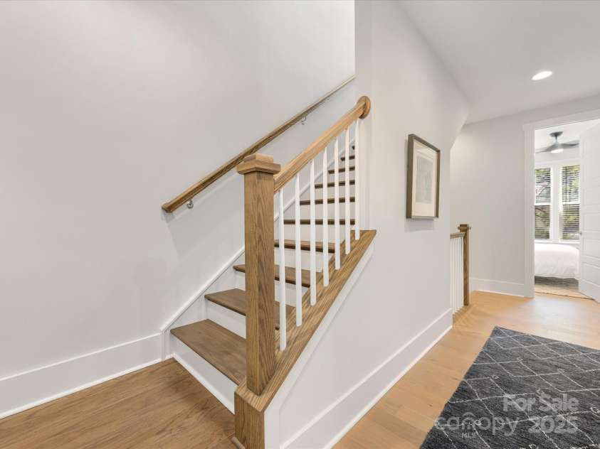 1413 Kenilworth Avenue, Charlotte, NC 28203.  MLS# CAR4238873, YatesRealty ID 10552. 