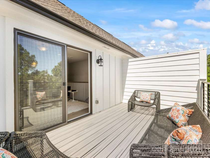 1413 Kenilworth Avenue, Charlotte, NC 28203.  MLS# CAR4238873, YatesRealty ID 10552. 