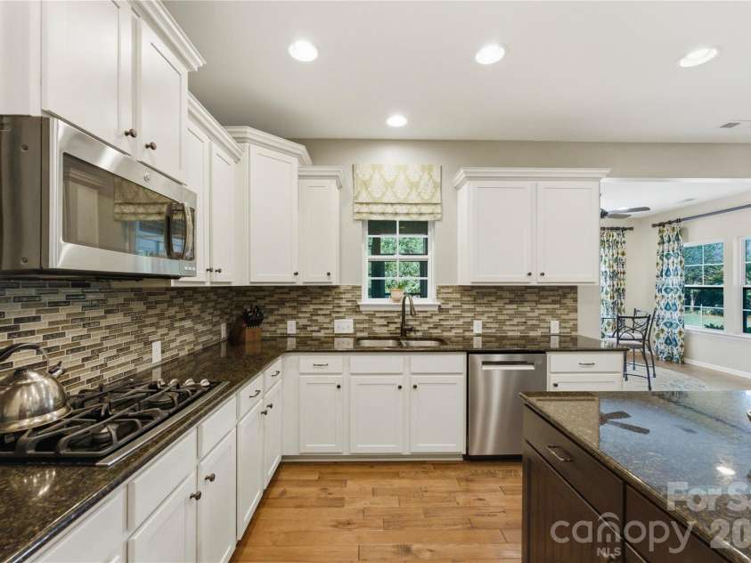 2604 Mchanna Point, Tega Cay, SC 29708.  MLS# CAR4363180, YatesRealty ID 10552. 