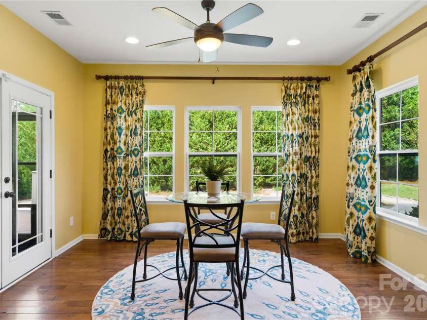 2604 Mchanna Point, Tega Cay, SC 29708.  MLS# CAR4363180, YatesRealty ID 10552. 