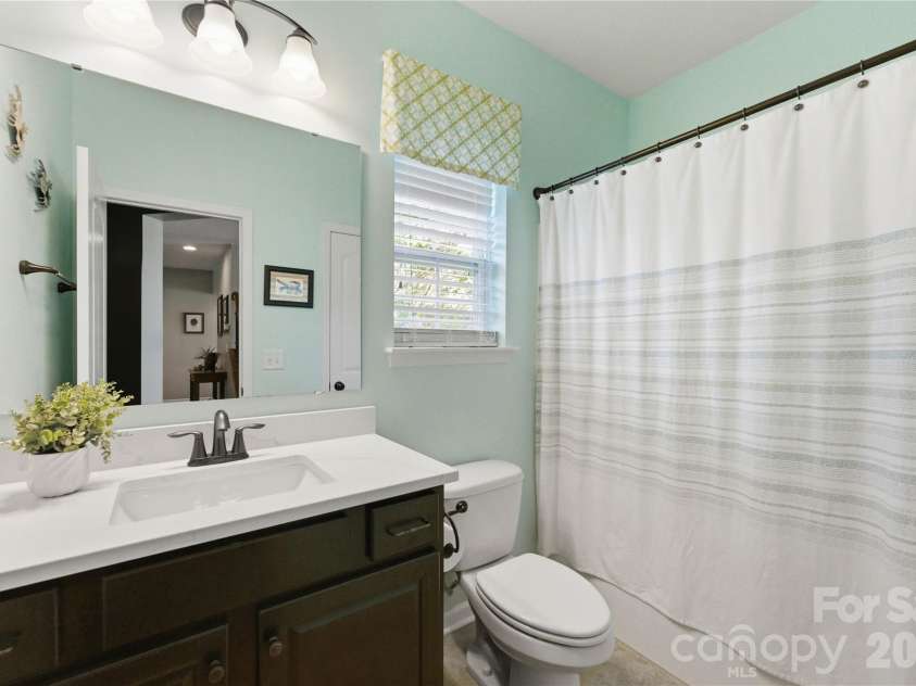 2604 Mchanna Point, Tega Cay, SC 29708.  MLS# CAR4363180, YatesRealty ID 10552. 