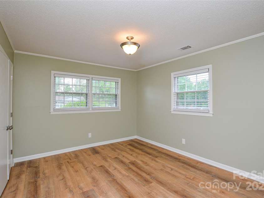 1222 Glenarden Drive, Rock Hill, SC 29730.  MLS# CAR4247774, YatesRealty ID 10555. 