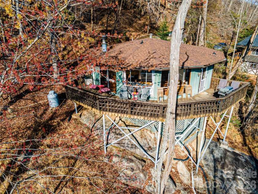 503 Youngs Mountain Drive, Lake Lure, NC 28746.  MLS# CAR4357541, YatesRealty ID 10556. 