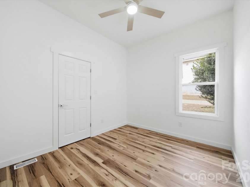 28 Central Avenue, Granite Falls, NC 28630.  MLS# CAR4346235, YatesRealty ID 10557. 