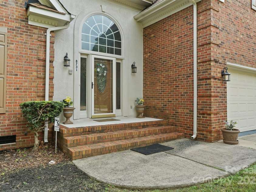 8731 Sheltonham Way, Charlotte, NC 28216.  MLS# CAR4228198, YatesRealty ID 10559. 