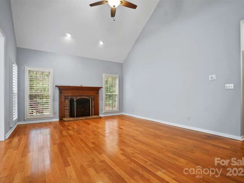 8731 Sheltonham Way, Charlotte, NC 28216.  MLS# CAR4228198, YatesRealty ID 10559. 