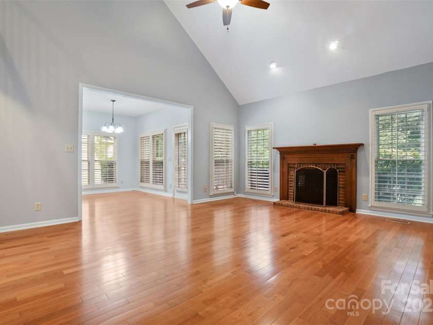 8731 Sheltonham Way, Charlotte, NC 28216.  MLS# CAR4228198, YatesRealty ID 10559. 