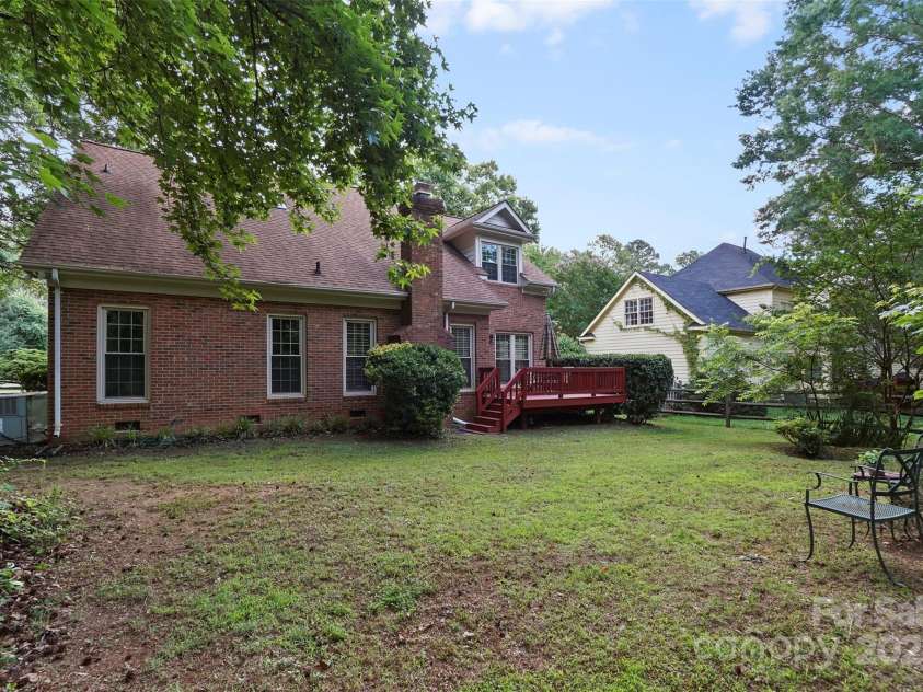 8731 Sheltonham Way, Charlotte, NC 28216.  MLS# CAR4228198, YatesRealty ID 10559. 