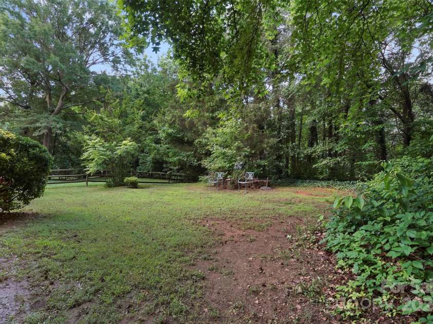 8731 Sheltonham Way, Charlotte, NC 28216.  MLS# CAR4228198, YatesRealty ID 10559. 