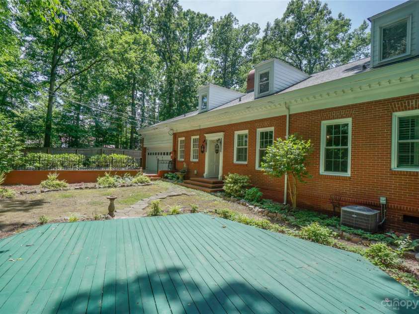 620 9th Street, Albemarle, NC 28001.  MLS# CAR4040968, YatesRealty ID 1056. 