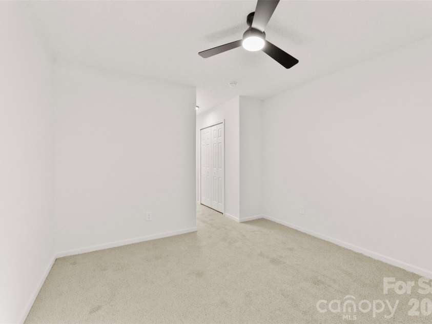 11541 Retriever Way, Charlotte, NC 28269.  MLS# CAR4347362, YatesRealty ID 10560. 