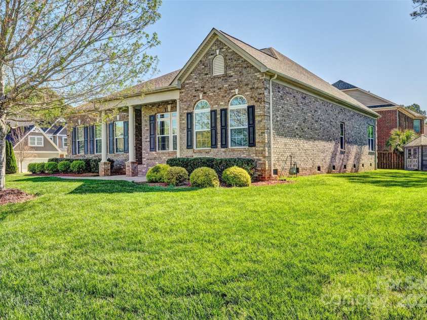 133 Misty Woods Drive, Lake Wylie, SC 29710.  MLS# CAR4244670, YatesRealty ID 10560. 