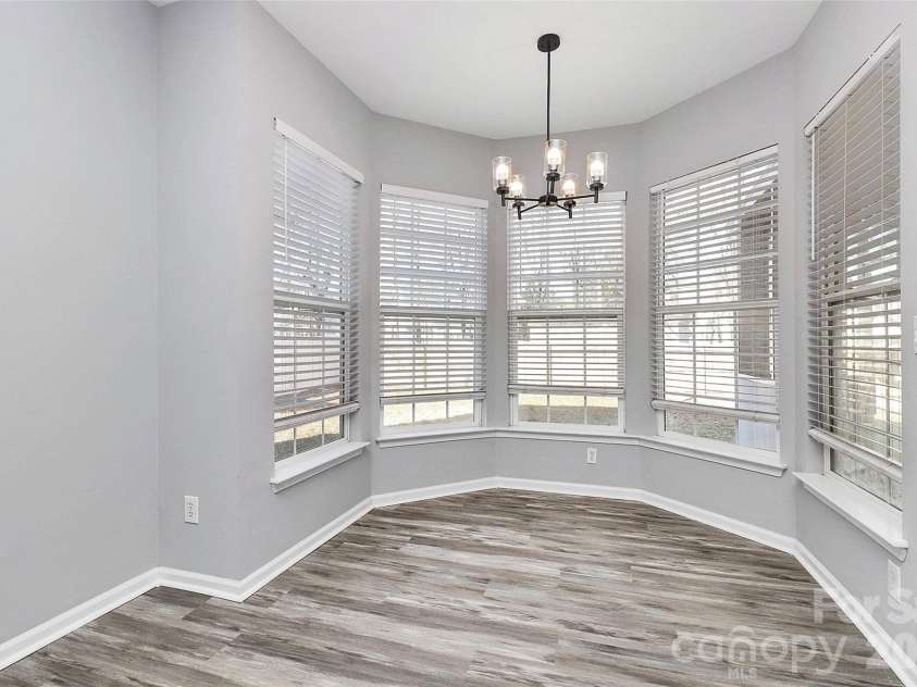 3005 Council Fire Circle, Indian Trail, NC 28079.  MLS# CAR4329437, YatesRealty ID 10561. Breakfast Nook 