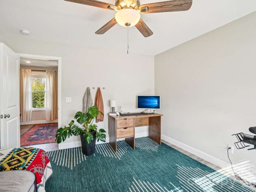 688 Dairy Street, Hendersonville, NC 28739.  MLS# CAR4363787, YatesRealty ID 10562. 