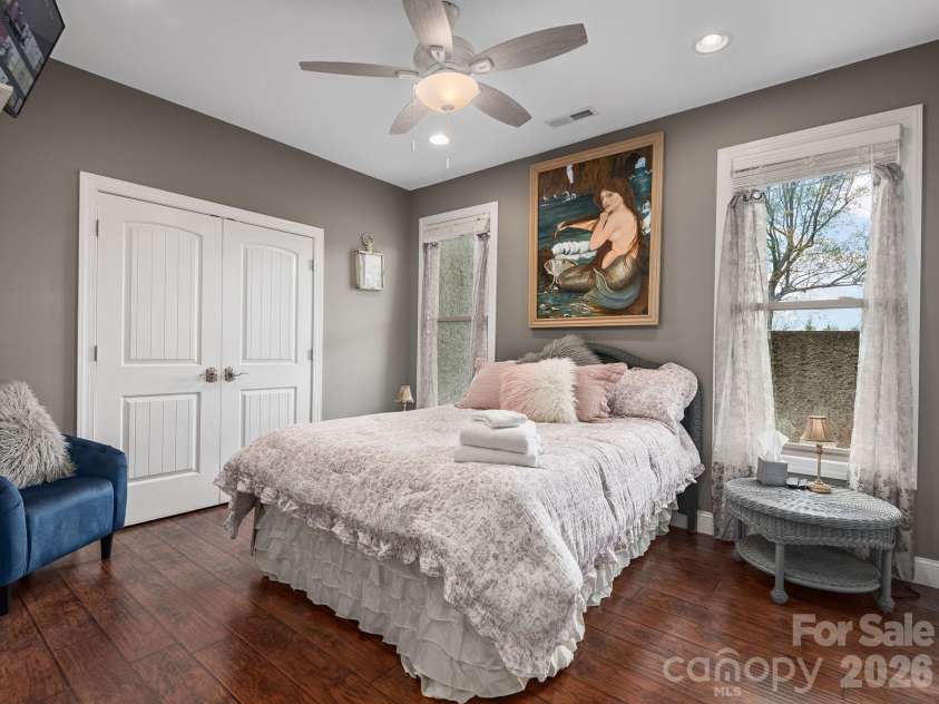 193 Youngs Cove Road, Candler, NC 28715.  MLS# CAR4363797, YatesRealty ID 10564. 2nd bedroom