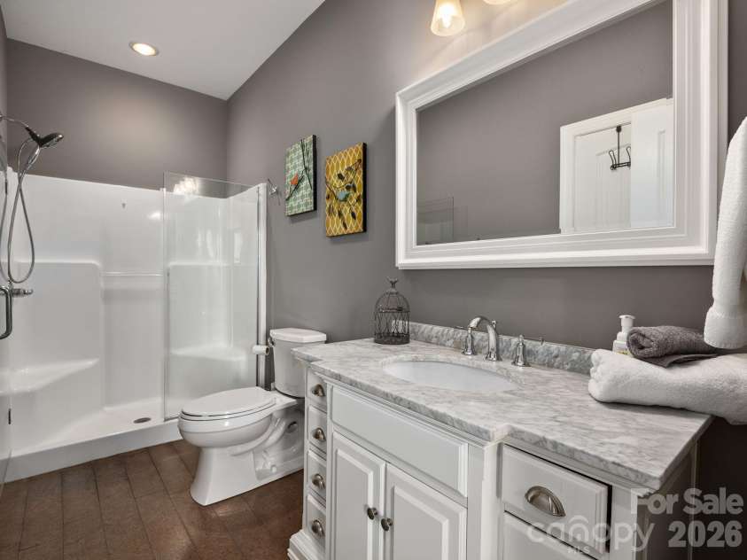193 Youngs Cove Road, Candler, NC 28715.  MLS# CAR4363797, YatesRealty ID 10564. 