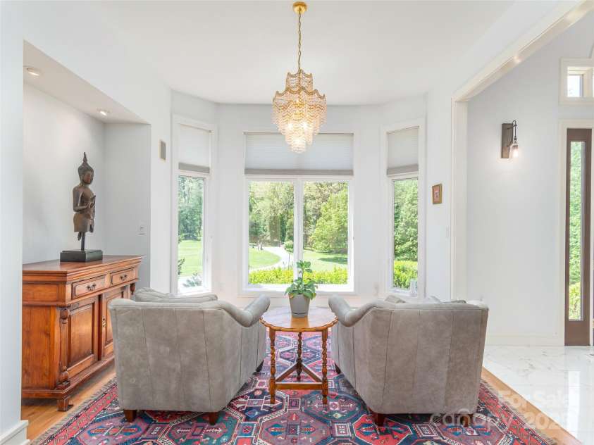 341 Racquet Club Road, Asheville, NC 28803.  MLS# CAR4254821, YatesRealty ID 10565. 