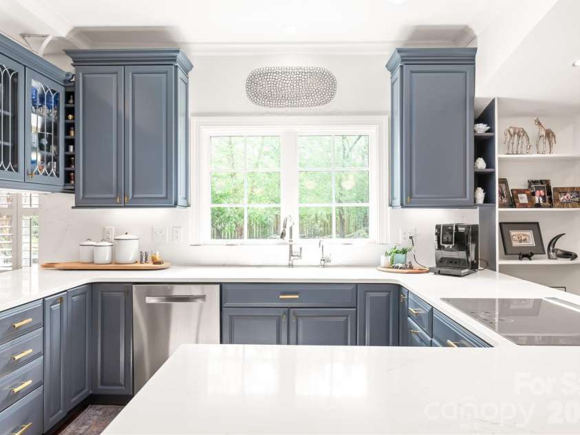 9631 Logan Court, Charlotte, NC 28210.  MLS# CAR4367124, YatesRealty ID 10565. 
