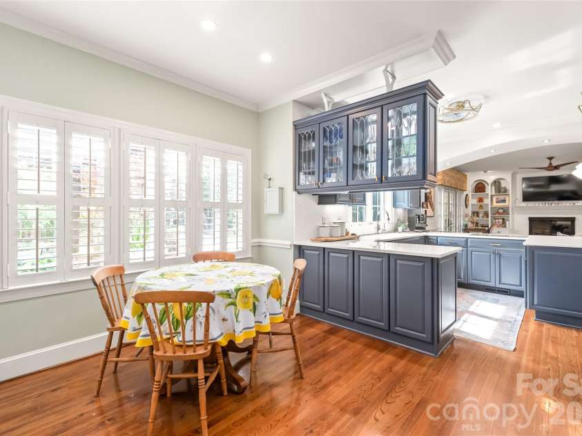 9631 Logan Court, Charlotte, NC 28210.  MLS# CAR4367124, YatesRealty ID 10565. 