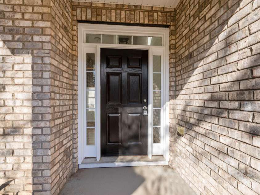 15814 Herring Gull Way, Charlotte, NC 28278.  MLS# CAR4243108, YatesRealty ID 10566. 