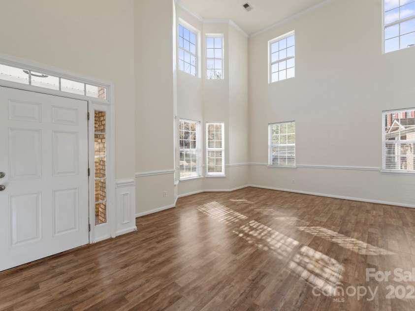 15814 Herring Gull Way, Charlotte, NC 28278.  MLS# CAR4243108, YatesRealty ID 10566. 