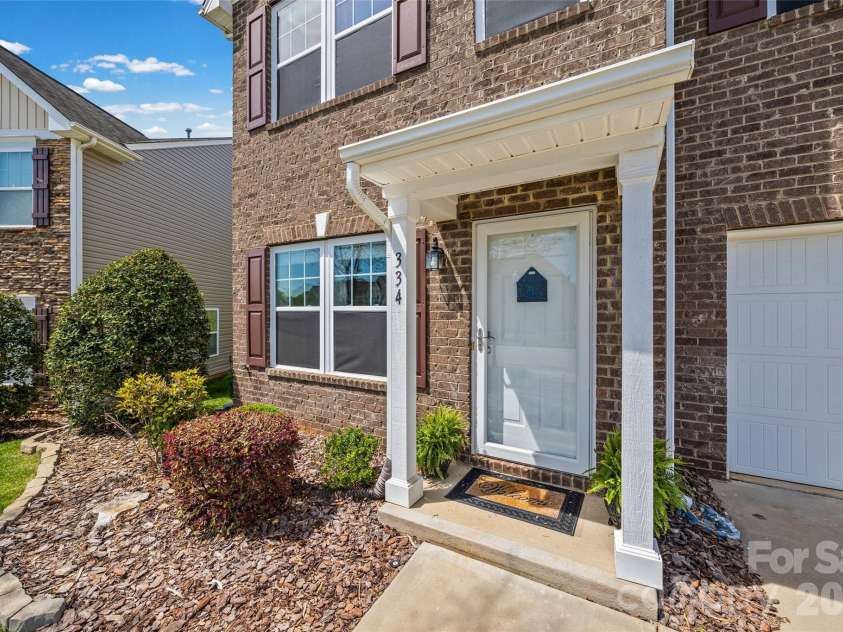 334 Battery Circle, Clover, SC 29710.  MLS# CAR4367337, YatesRealty ID 10567. 
