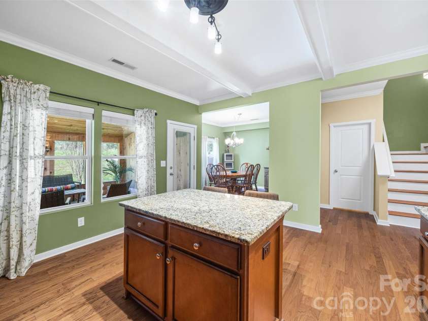 334 Battery Circle, Clover, SC 29710.  MLS# CAR4367337, YatesRealty ID 10567. 