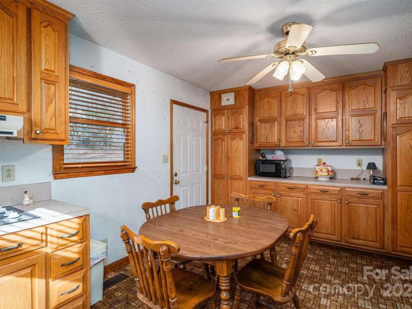 8749 Dog Leg Road, Sherrills Ford, NC 28673.  MLS# CAR4225889, YatesRealty ID 10567. 