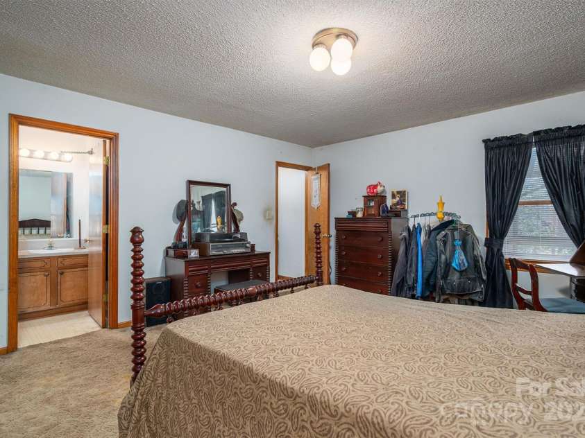 8749 Dog Leg Road, Sherrills Ford, NC 28673.  MLS# CAR4225889, YatesRealty ID 10567. 