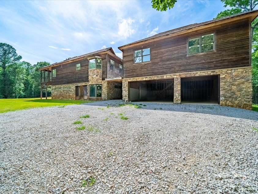 1055 Stone House Road, Chapin, SC 29036.  MLS# CAR4258252, YatesRealty ID 1057. 