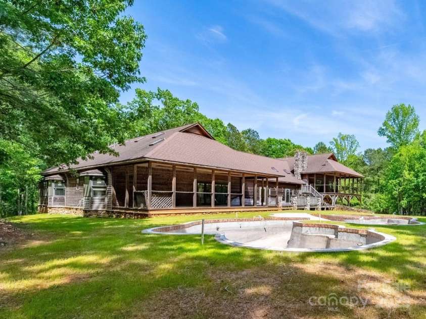 1055 Stone House Road, Chapin, SC 29036.  MLS# CAR4258252, YatesRealty ID 1057. 
