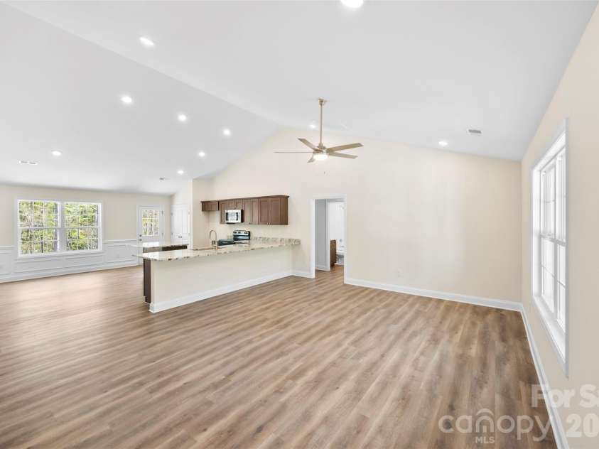 872 Roxboro Drive, Mount Gilead, NC 27306.  MLS# CAR4365585, YatesRealty ID 10570. 