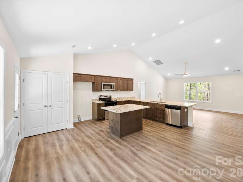 872 Roxboro Drive, Mount Gilead, NC 27306.  MLS# CAR4365585, YatesRealty ID 10570. 