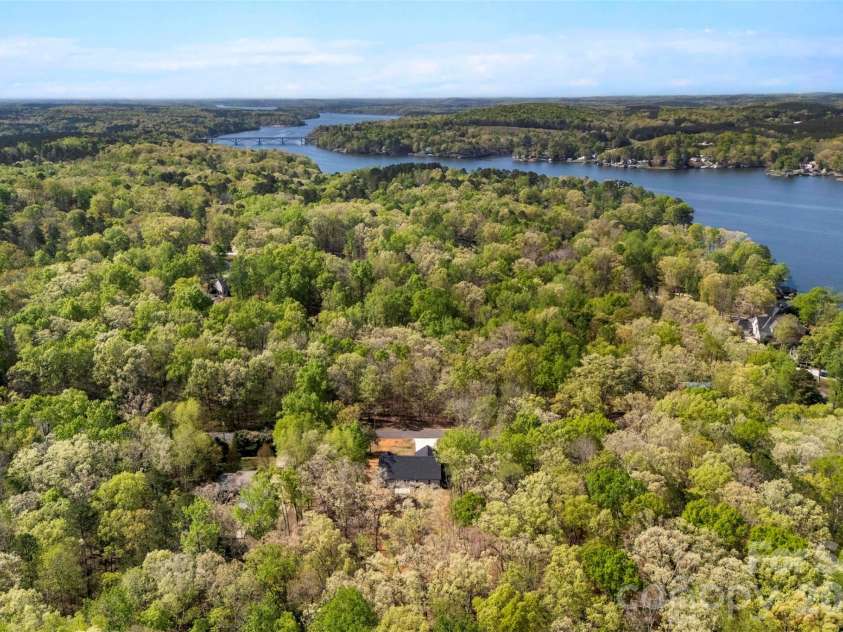 872 Roxboro Drive, Mount Gilead, NC 27306.  MLS# CAR4365585, YatesRealty ID 10570. 