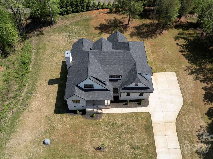 3500 Manna Lane, Mount Holly, NC 28120.  MLS# CAR4242050, YatesRealty ID 10572. 