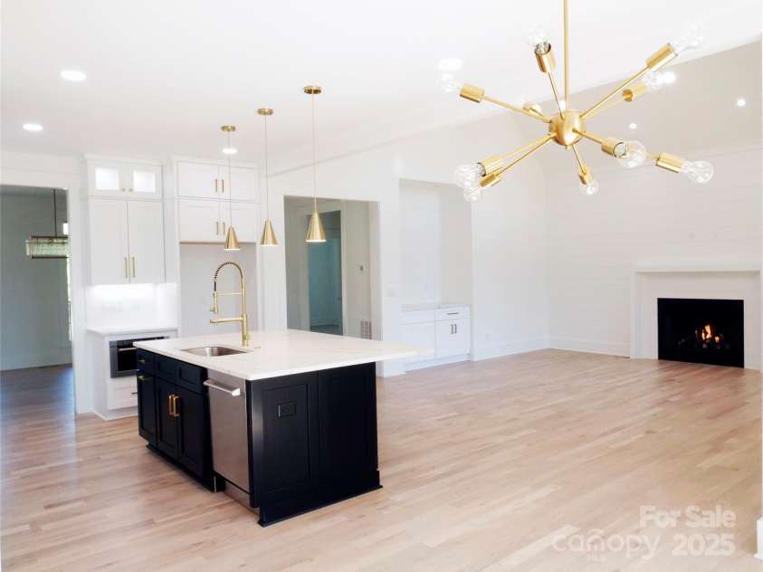 3500 Manna Lane, Mount Holly, NC 28120.  MLS# CAR4242050, YatesRealty ID 10572. 