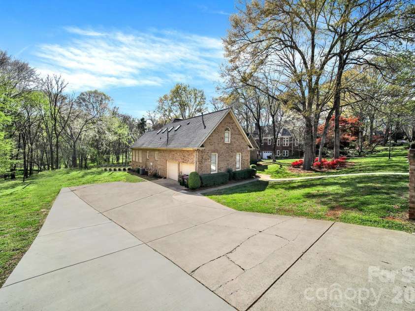 450 Serendipity Drive, Fort Mill, SC 29708.  MLS# CAR4342819, YatesRealty ID 10572. 