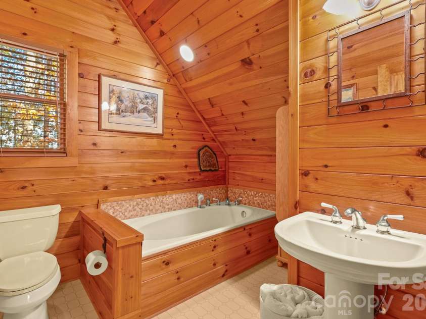 675 Cabin Ridge Road, Ferguson, NC 28624.  MLS# CAR4325002, YatesRealty ID 10573. 