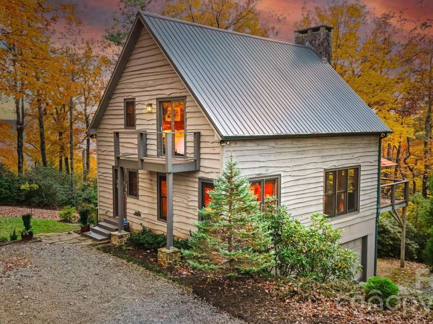 675 Cabin Ridge Road, Ferguson, NC 28624.  MLS# CAR4325002, YatesRealty ID 10573. 