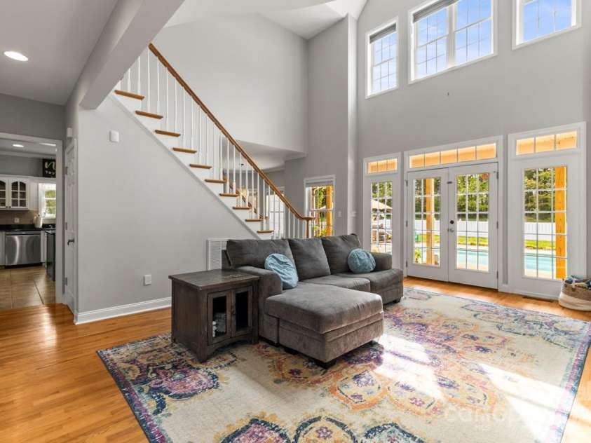 3300 Paul Heavner Lane, Lincolnton, NC 28092.  MLS# CAR4248315, YatesRealty ID 10576. 