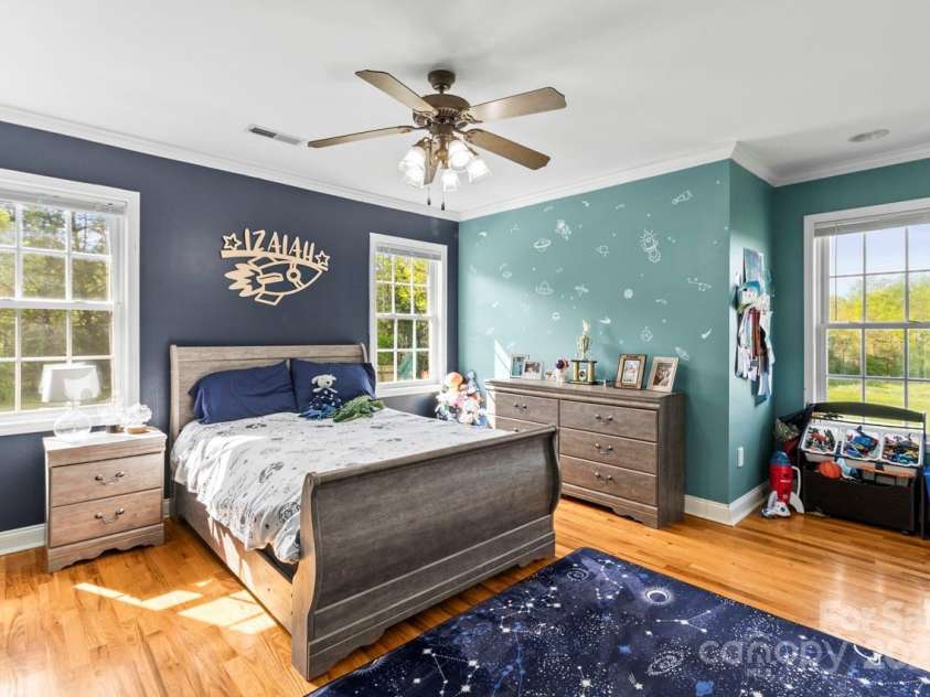 3300 Paul Heavner Lane, Lincolnton, NC 28092.  MLS# CAR4248315, YatesRealty ID 10576. 